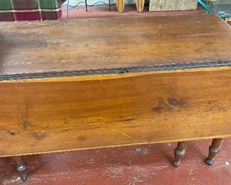 Primitive Double Drop Leaf Table