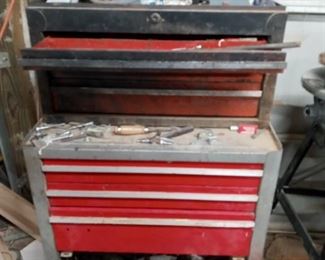 Tool chest