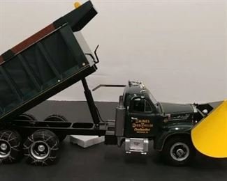 First Gear #49-0022 B-Model High Feature Dump Truck w/Plow * Haines & Kibblehouse * 1:25