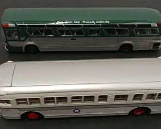 2 Qty. Corgi Limited Edition #us54308 GM Fishbowl Bus N.Y. Transit #54203 GM 4515 Bus*Public Service Philadelphia* 1:50