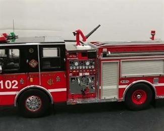 CODE 3 LIMITED EDITION #12982 Lucerne Pumper * Chicago Fire Dept. * 1:32