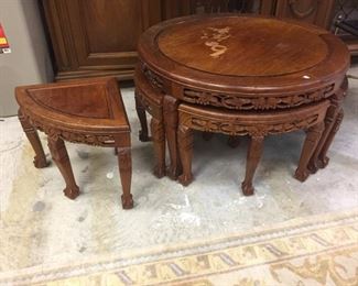 Rosewood Table w/4-stools