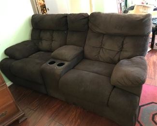 #2	sofa	brown sofa with cup holder and hiding center storage 79 long	 $ 75.00 																						