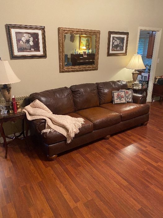 Nice large brown leather sofa 