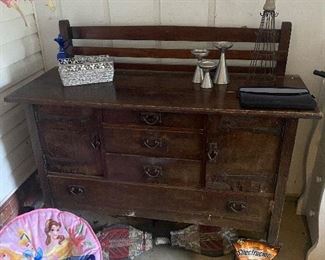 Great arts and crafts sideboard 