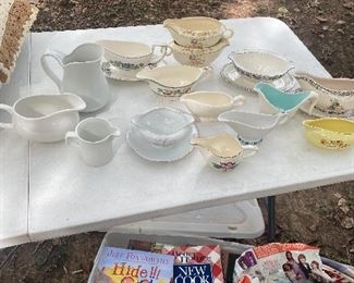 Lots of gravy boats in this sale