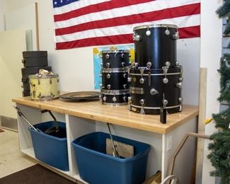 Vintage Hayman 5 piece drum kit hardware & cases
