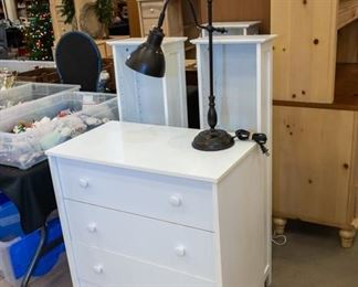 White chest, three white shelves that match - Nice desk lamp!