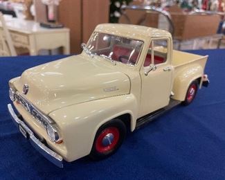 1/18 scale 1953 Ford Pickup
