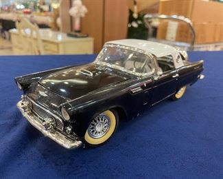 1/18 scale 1956 Thunderbird by Revell 