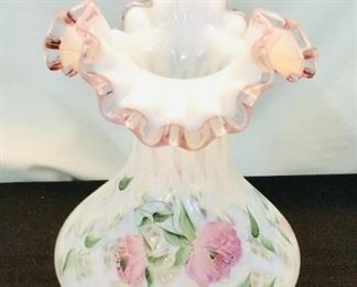 Fenton Ruffle Top Rose bowl Like New Condition Artist Signed Hand Painted 