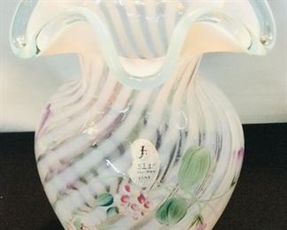 Fenton Ruffle Top vase Like New Condition Artist Signed Hand Painted 