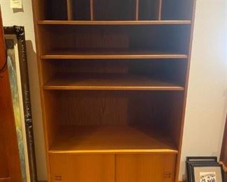 014dr Bookcase Cabinet