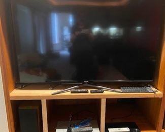 142ms Samsung 60TVBlueray Player Sony CdDVD Player