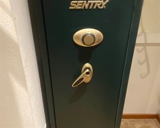 169mbc Large Sentry Home Safe