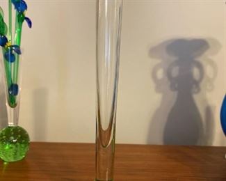 $ 18.00 - Mid Century Green Bubble glass Bud vase (no flower)