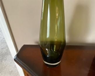 $ 48.00 - Vintage *Blenko, olive vase with white rim on base