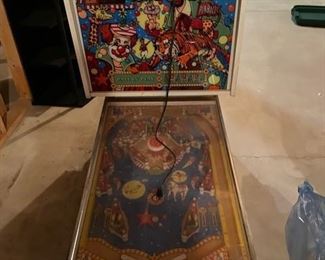 BIG TOP PINBALL WORKS!