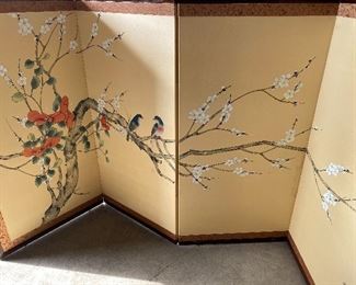 ASIAN Folding screen. $100.