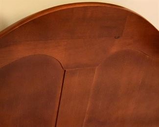 sleigh daybed with rollout mattress (headboard detail)