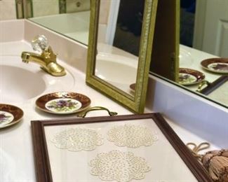 doillies under glass, tray