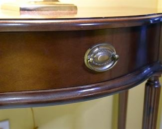 table (drawer detail)