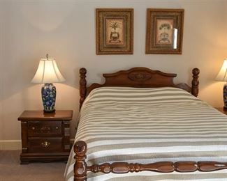 bedroom furniture, pair of lamps