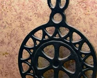 cast iron trivet
