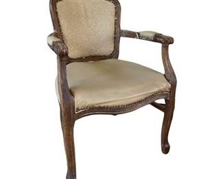 Lot 017
Antique Louis XV Arm Chair