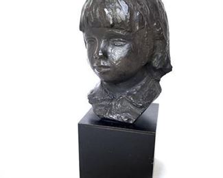 Lot 021
Childs Head Bronze Sculpture, Reproduction Decor