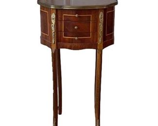 Lot 034
Antique French Inlaid Wood Petite Side Table