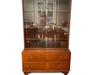 Lot 038-1
Reproduction Mahogany Empire Chine Cabinet