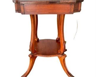 Lot 044
Antique Flame Mahogany Center Hall Table