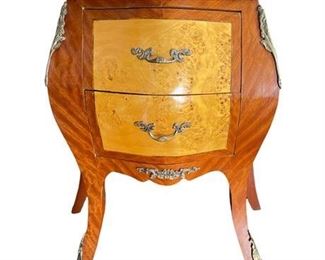 Lot 117
Vintage French Louis XV Bombe Marble Top End Table