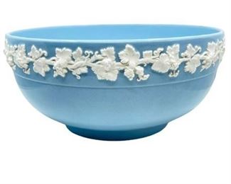 Lot 147
Wedgwood of Eturia & Barleston Fruit Bowl