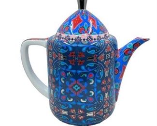 Lot 149
T2 Teapot