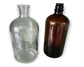 Lot 419a
Laboratory Bottle Grouping