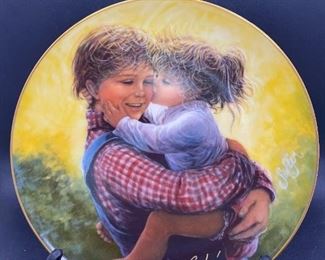 Love in Your Heart Collector Plate by Sue Etem LE Numbered with Box