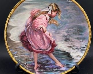Little Misses Young Fair Series Heart of a Child by Alan Murray Collector Plate