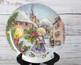 Vintage Christmas in Kinderland Series Collectible Plate