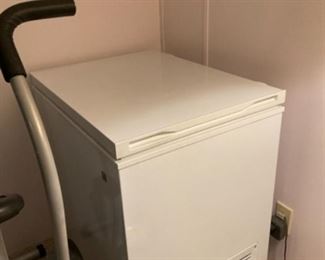 GE small chest freezer that has been indoors in the air-conditioning