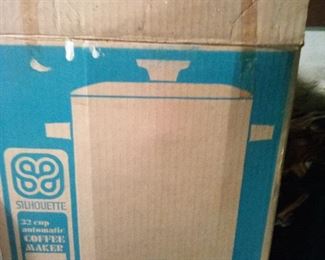 BOX FOR COFFEE POT