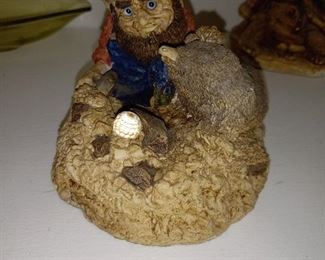 Legend of the Little People figurine statue "Treasure Hunt" #2855 of 7,500 