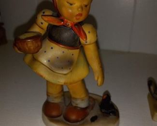 Hummel Figurine, Two Chicks