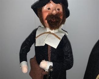 Byers Choice HIGHLY collectible Dolls - Pilgrim