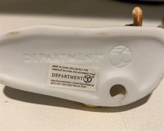 Okay y'all, I HAVE TONS of Dept 56 Charles Dickens Figurines. These are VERY expensive for the size so I'm charging only a fraction of it. They all are priced individually at an incredible price!!