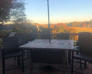 Wow! Pretty sunset pic, Cher