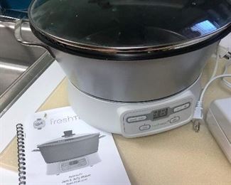 I should not be watching Project Runway Season 17