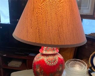 Beautiful porcelain lamp - not visible is a Foo Dog at top of ginger jar!