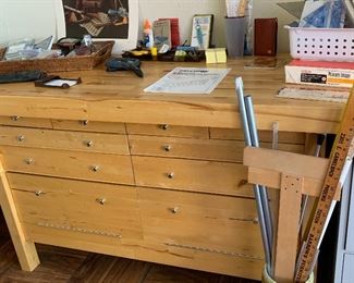 Falconer 8-Drawer Woodworking Bench